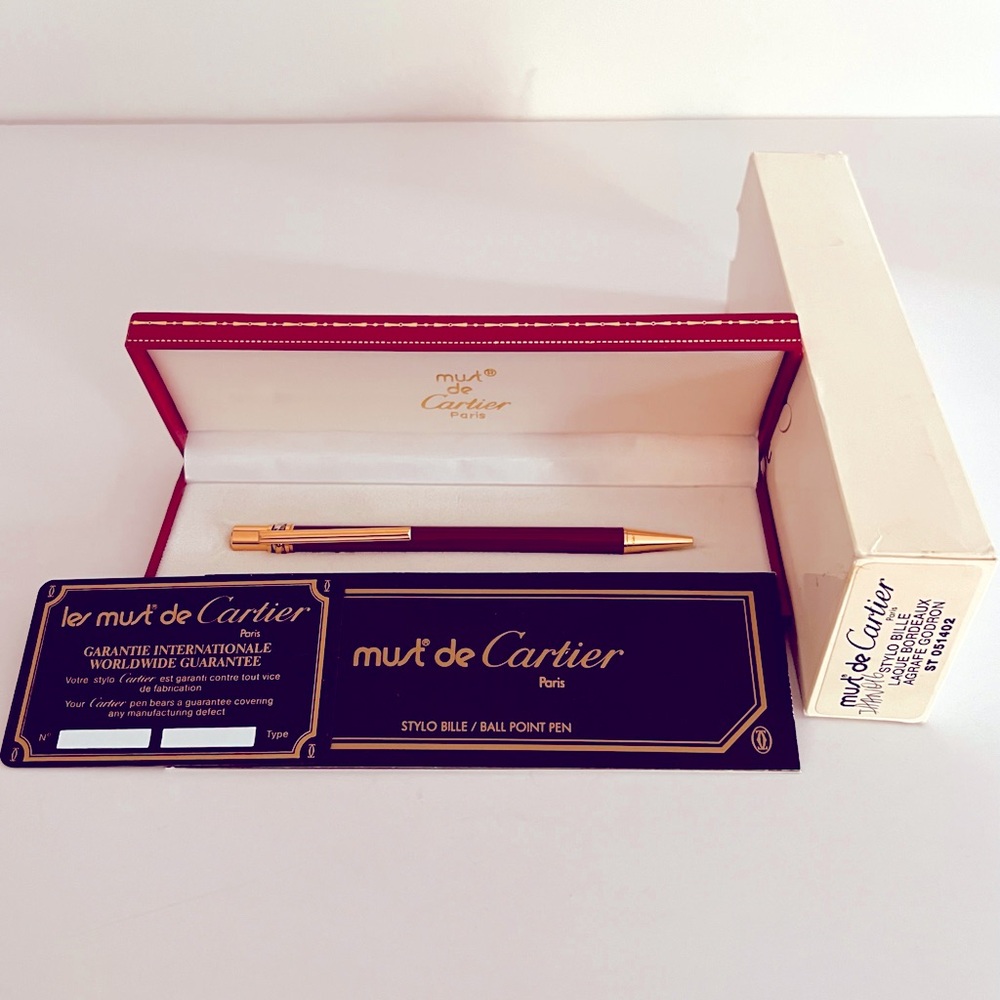 Must de Cartier Trinity Ballpoint pen in Burgundy LaQuercia